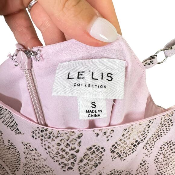 Le Lis Snakeskin Reptile Print Sleeveless Strappy Ruffle Dressy Mini Romper - Picture 8 of 10